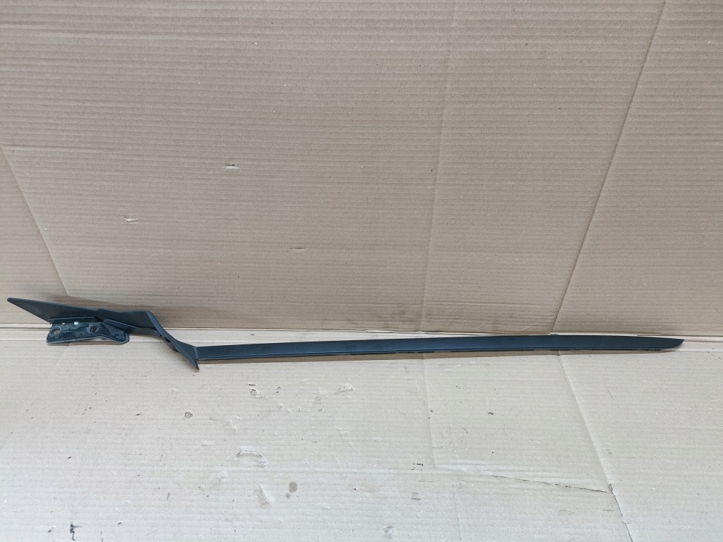 фото №1, Lexus ux молдинг подоконная левая