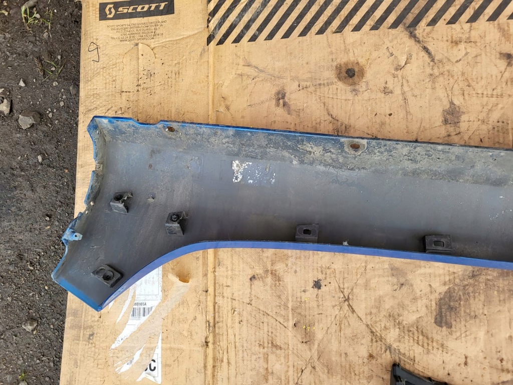 фото №4, Renault zoe порог правый kompletny