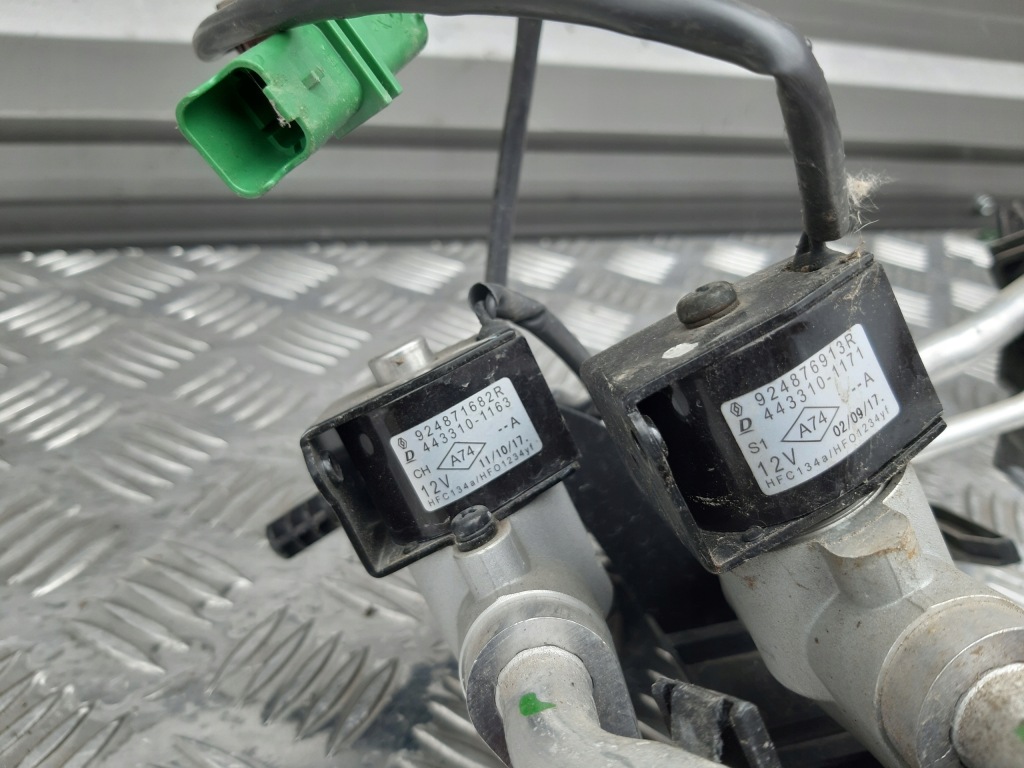 фото №3, Renault zoe шланг кондиционера eu.