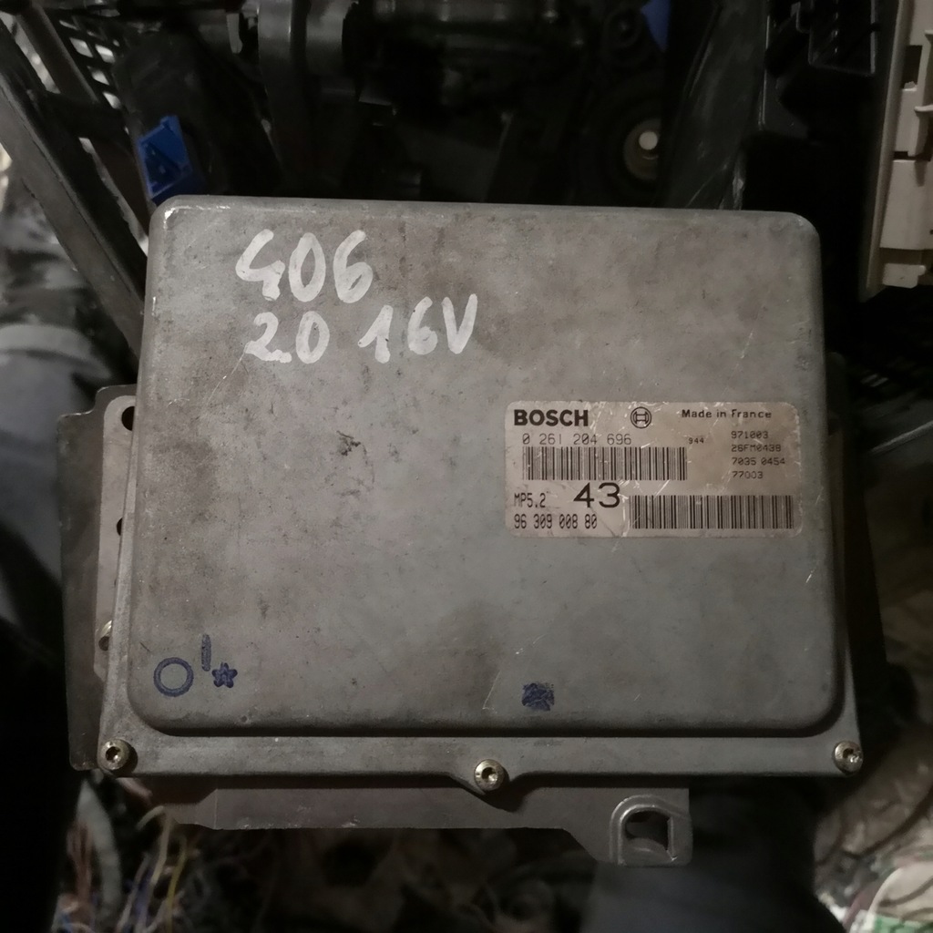 фото №1, Peugeot 406 coupe 2.0 16v бортовой компьютер 0261204696