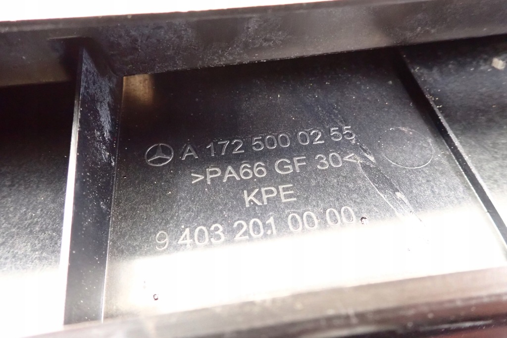 фото №9, Mercedes slk r172 w172 lift 11- pas передний канал воздуха a1725000255 оригинальный номер