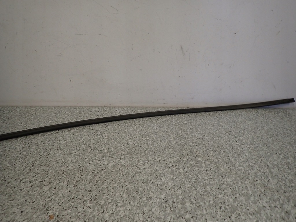 фото №7, Toyota corolla e12 kombi 03-07 молдинг кровельная правая