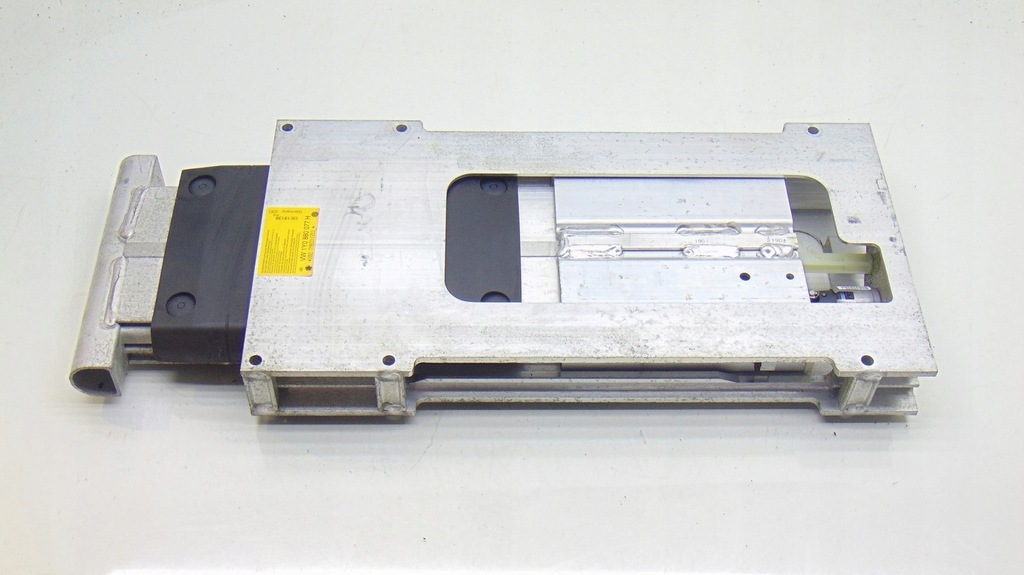 фото №1, Підголівник piro шток задня vw new beetle cabrio