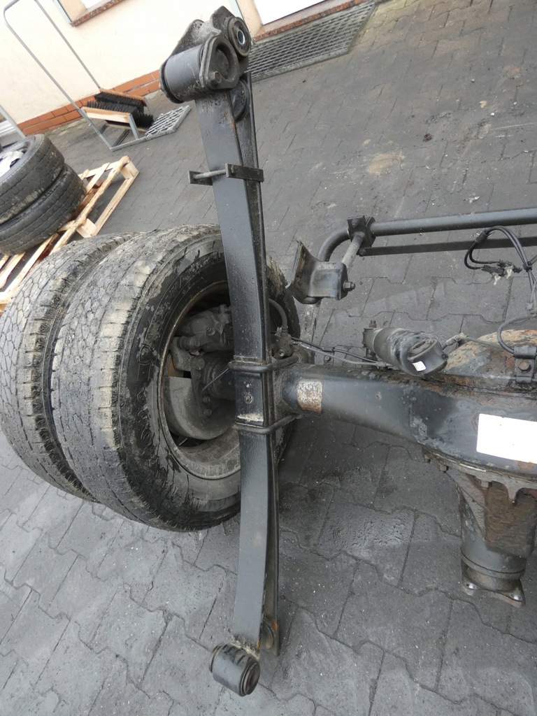 фото №1, Ресора ресори задня 2 щітки комплект mitsubishi fuso canter 3.0 3c13 2015