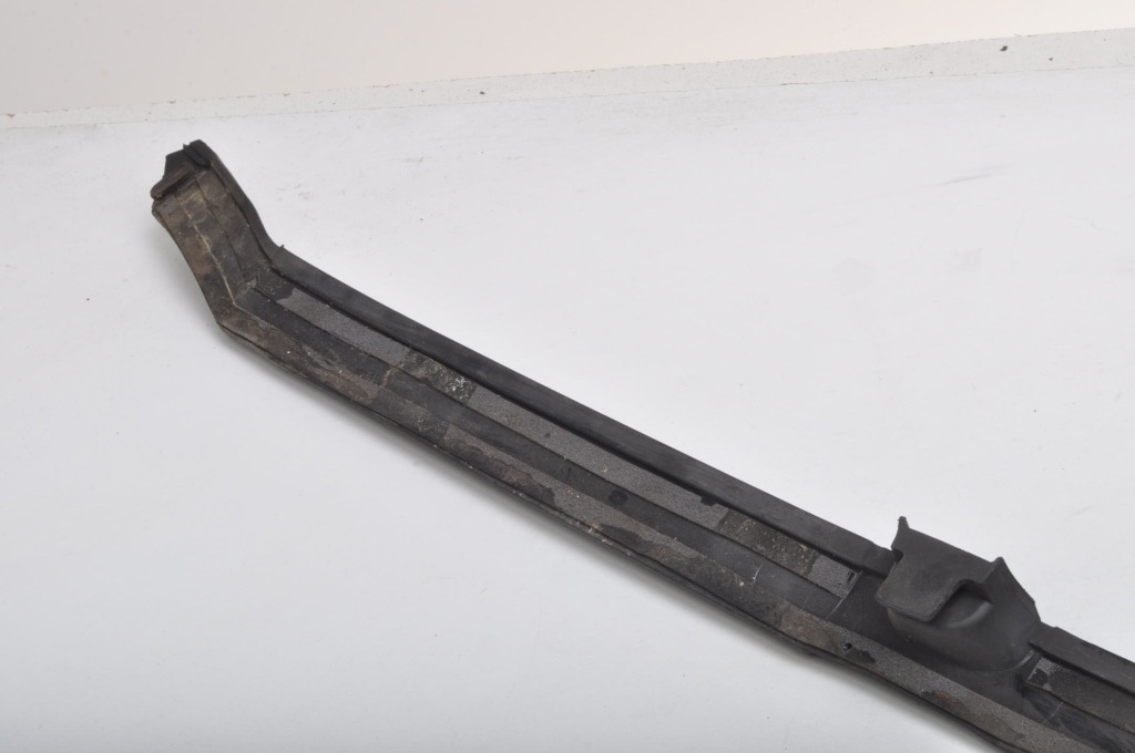 Ferrari california прокладка бампера передний с Разборки