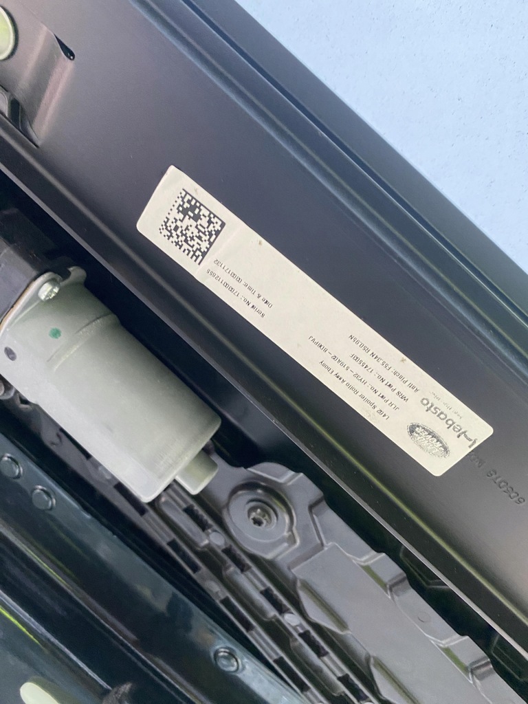 фото №9, Land rover discover v крыша панорама