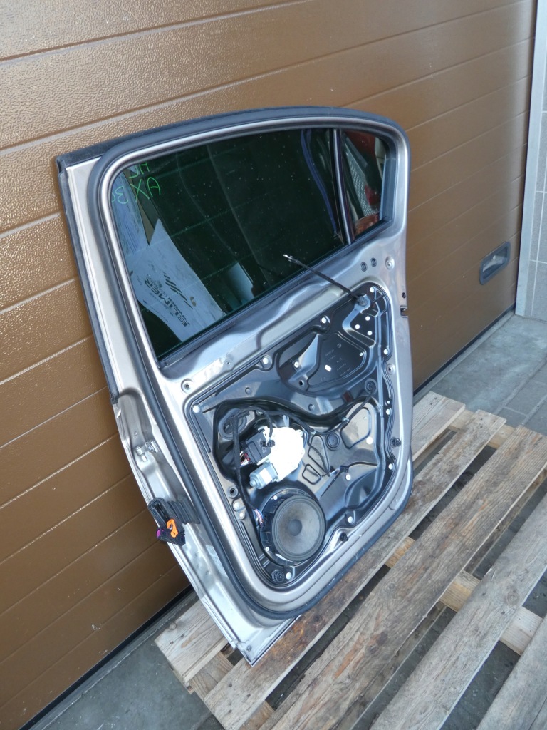 фото №9, Vw passat b7 sedan двері праве задня задні повний