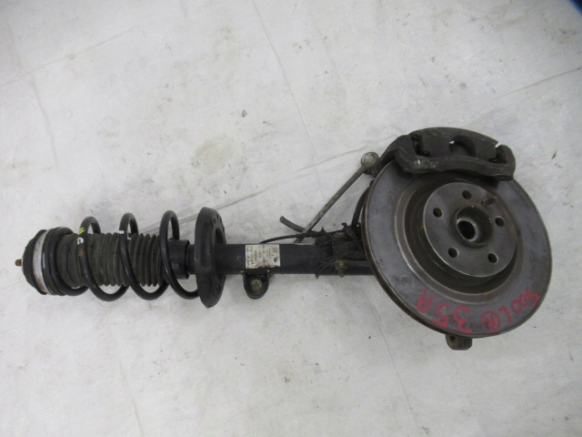 фото №1, Fiat 500 l амортизационная стойка поворотный кулак амортизатор правый