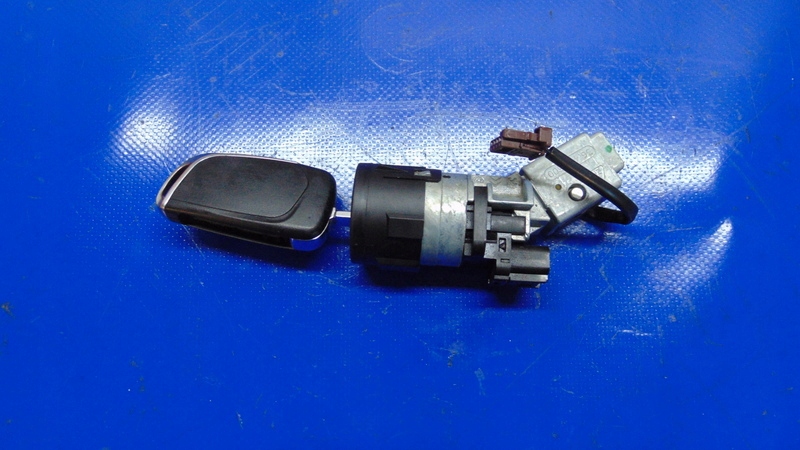 фото №1, Замок зажигания ключ peugeot 3008 09-16 rok