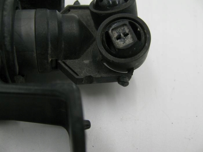 Audi a3 8v0 омивач правий фара Ціна