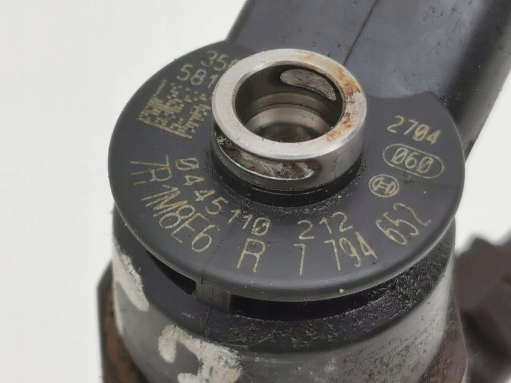 фото №7, Bmw 5 e60 e61 2004 форсунки