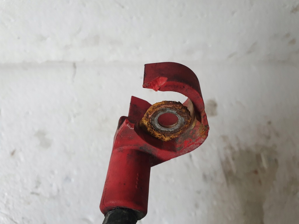 фото №4, Клемма плюсовая + dodge caliber 2.0 crd