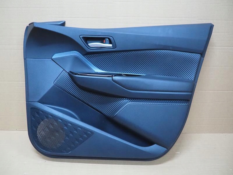 фото №1, Оббивка обшивка двері правий перед toyota c-hr lift