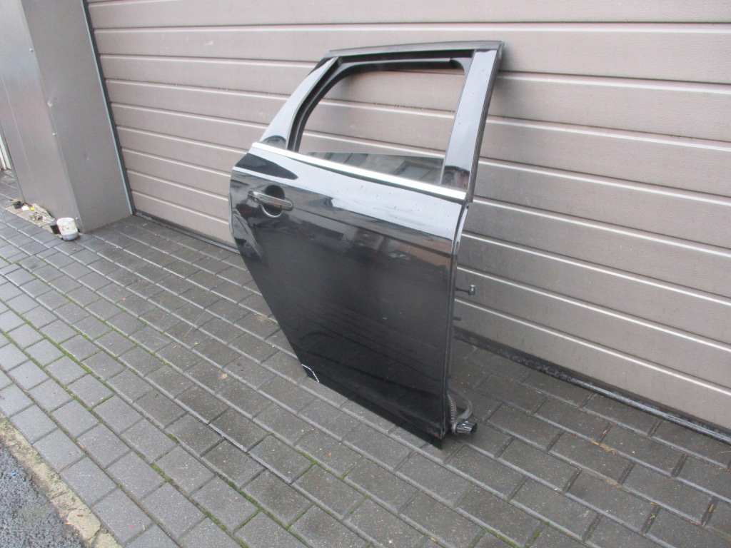 фото №3, Дверь правое задние ford focus mk3 kombi