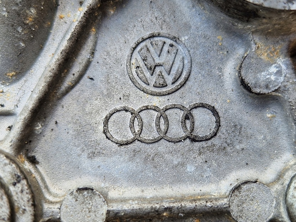 фото №9, Насос вакуум volvo s80 i 2.5 tdi 074145100d