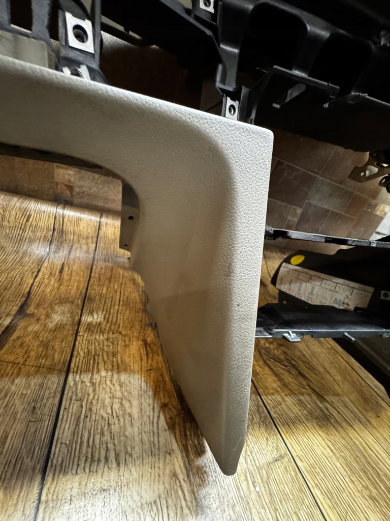 фото №11, Audi a6 c6 приборная панель приборная серая europa бежевая