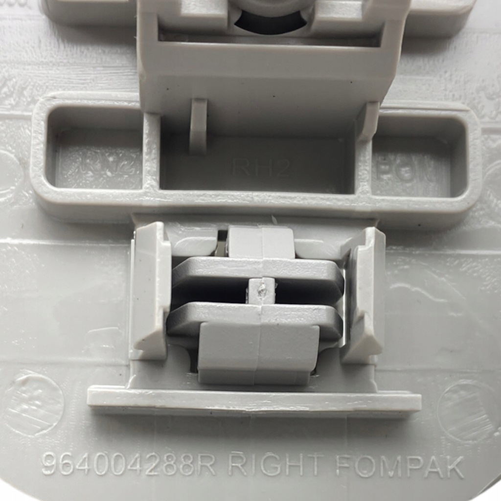 фото №14, Захист сонцезахисна права dacia jogger