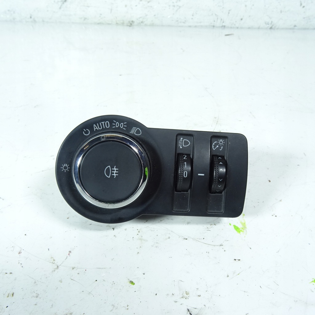 фото №1, Opel insignia a выключатель света 13268704