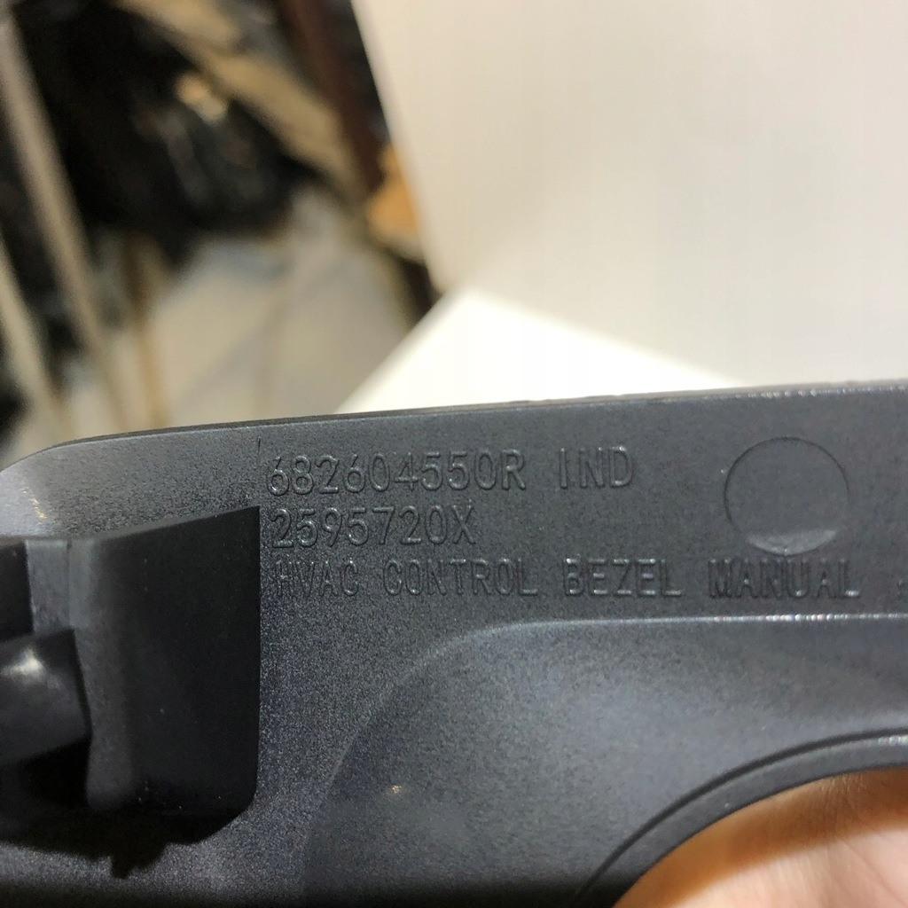 фото №9, Renault trafic iii iv панель кондиціонера рамка 285257697r 682604550r