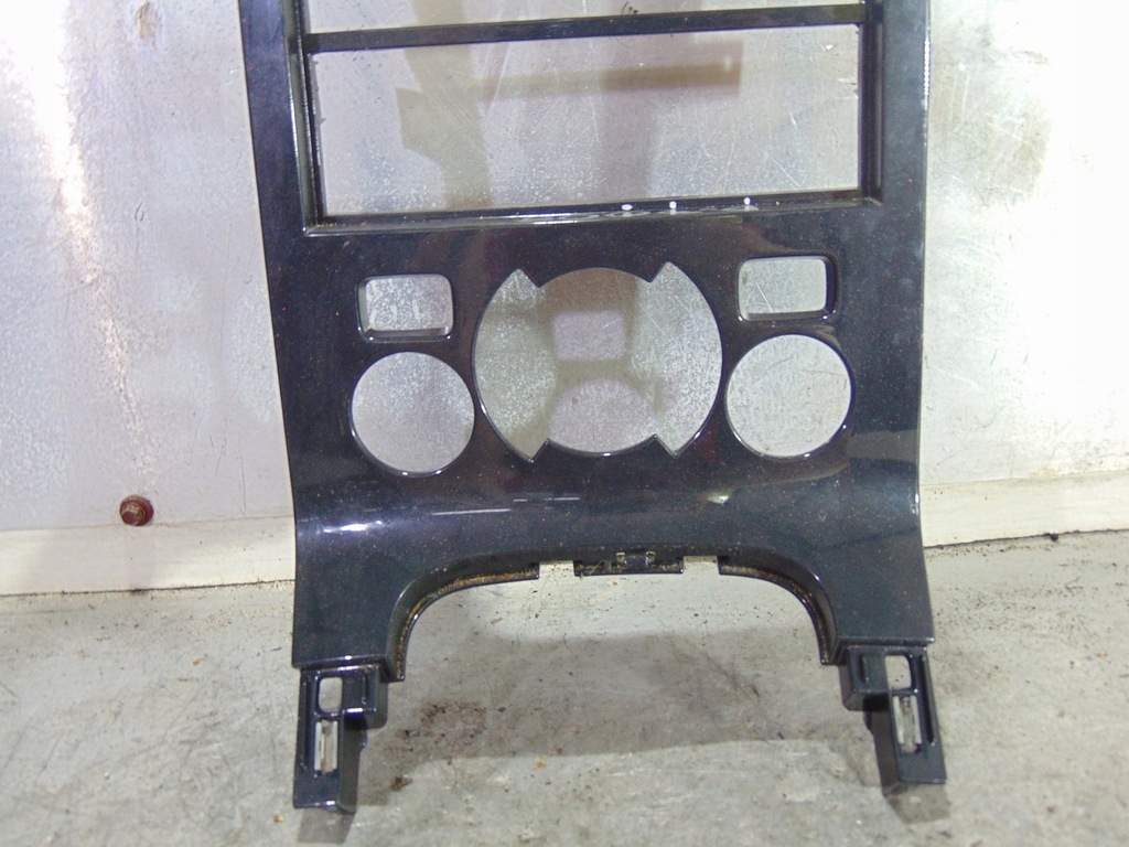 фото №3, Рамка защита радио peugeot 3008 10r