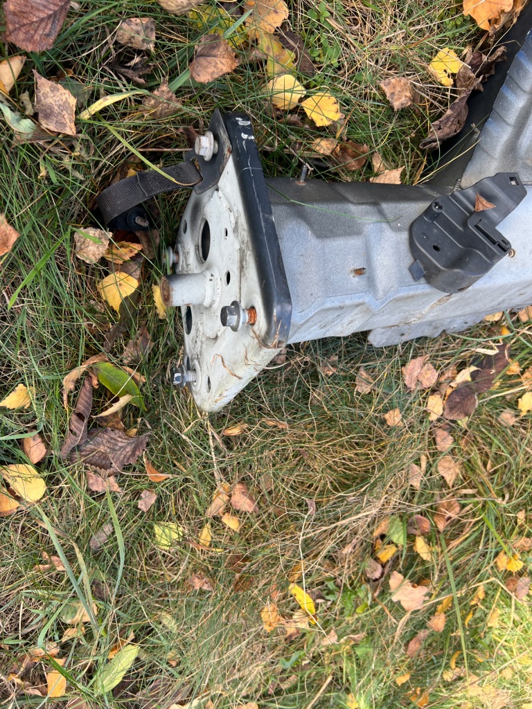 фото №6, Обшивка правий перед зона деформації лонжерон s60 v60