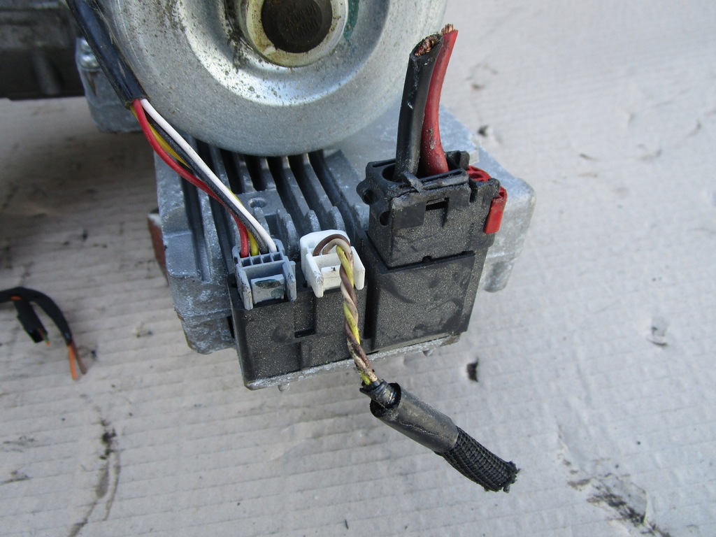 фото №6, Усилитель электрический 6700003021a renault captur