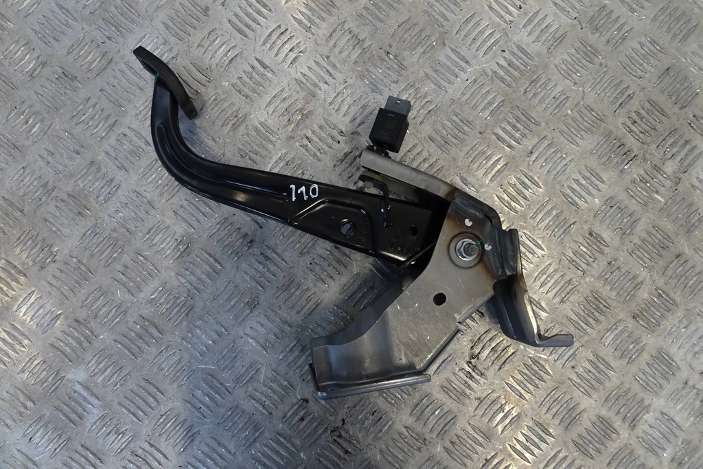 фото №2, Hyundai i10 ii педаль гальма