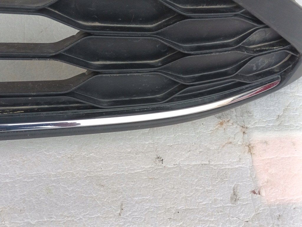 фото №6, Решётка передняя vw taigo средняя перед 2g7