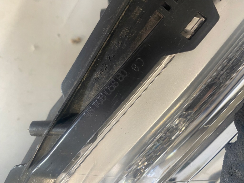 фото №15, Лампа правий перед права передня peugeot 208 i lift eu