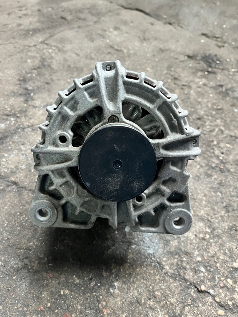 11 renault nissan генератор 23100 4be0bf Цена