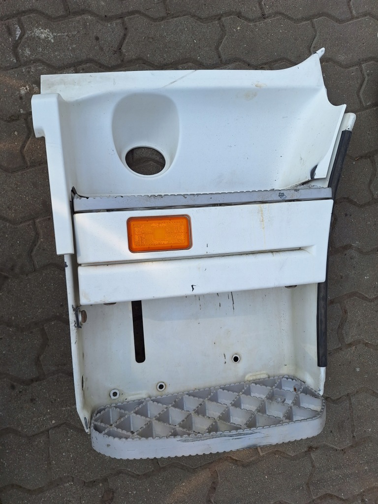 фото №2, Підніжка підніжка права lub ліва scania r g p