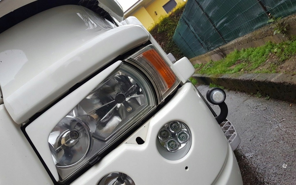 фото №1, Накладки на фари abs scania r, g комплект ліва+ права білий