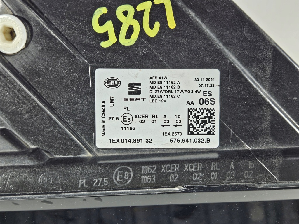 Фара правый  перед передняя seat ateca рестайлинг  full led хорошее состояние европа Недорого