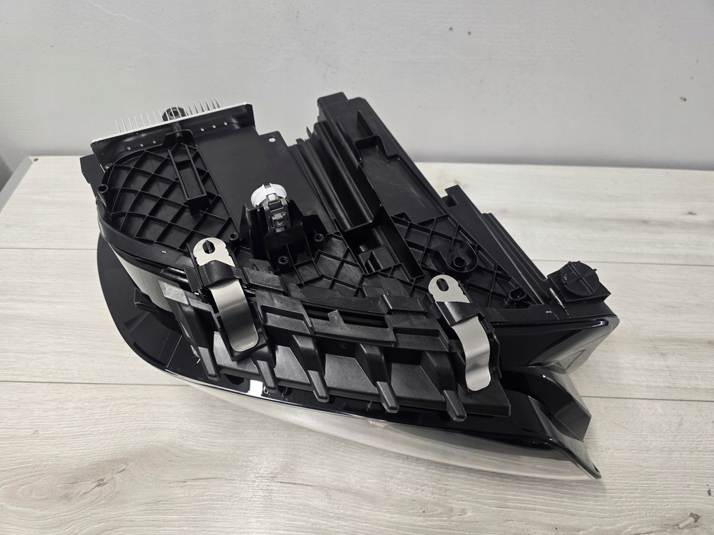 фото №8, Лампа ліва bmw x1 u11 usa shadow black адаптивний led комплектна