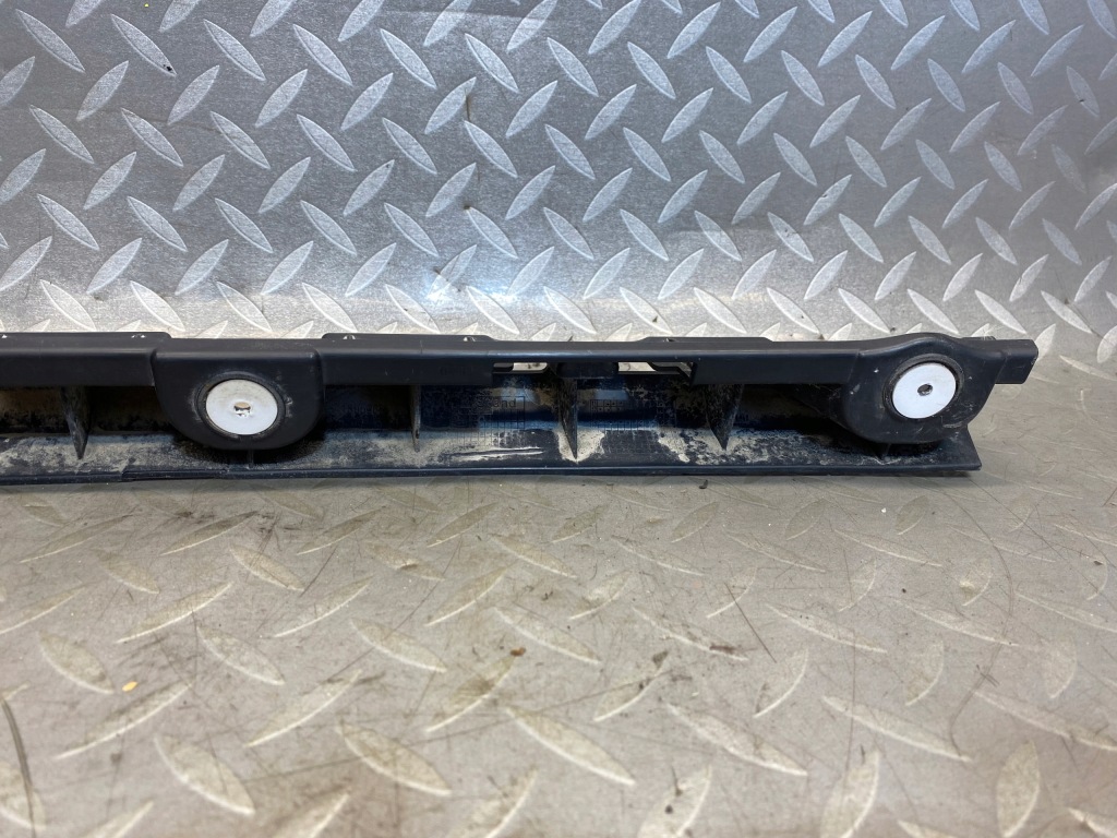 Напрямна кронштейн бампера задня середній opel zafira iii c Недорого