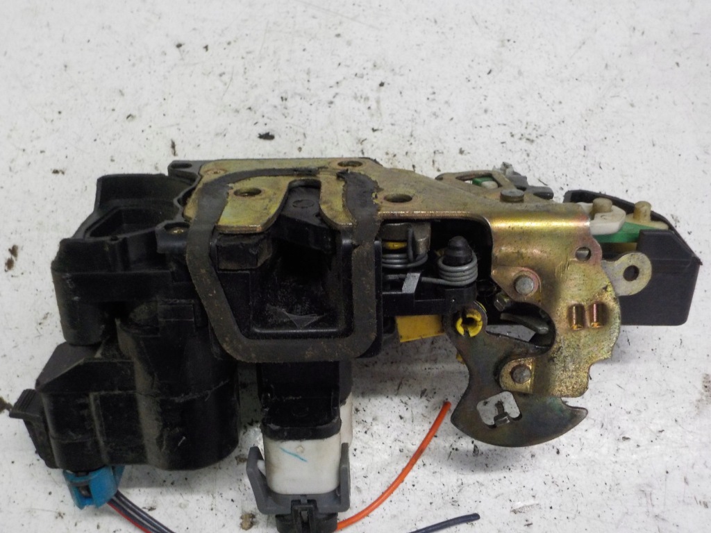 фото №2, Frontera b замок дверь правый перед