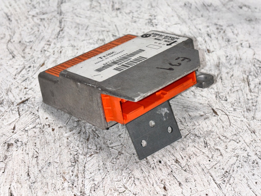 фото №1, Модуль датчик подушка безопасности подушек bmw 5 e39 65.77 8374799