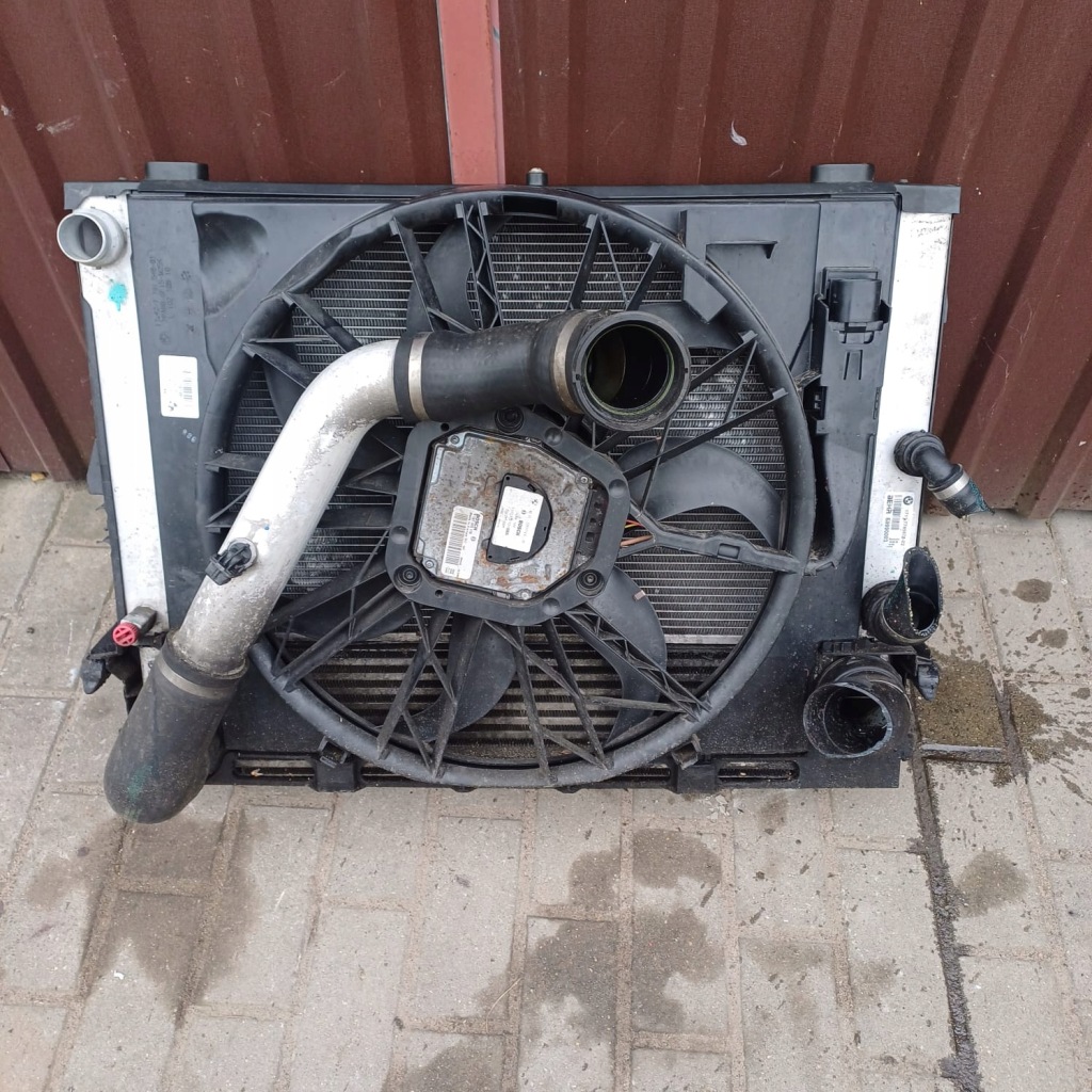 Bmw e63 e64 рестайлінг  lci комплект радіатор 3.0d 7801657 7561712 Зі Шроту
