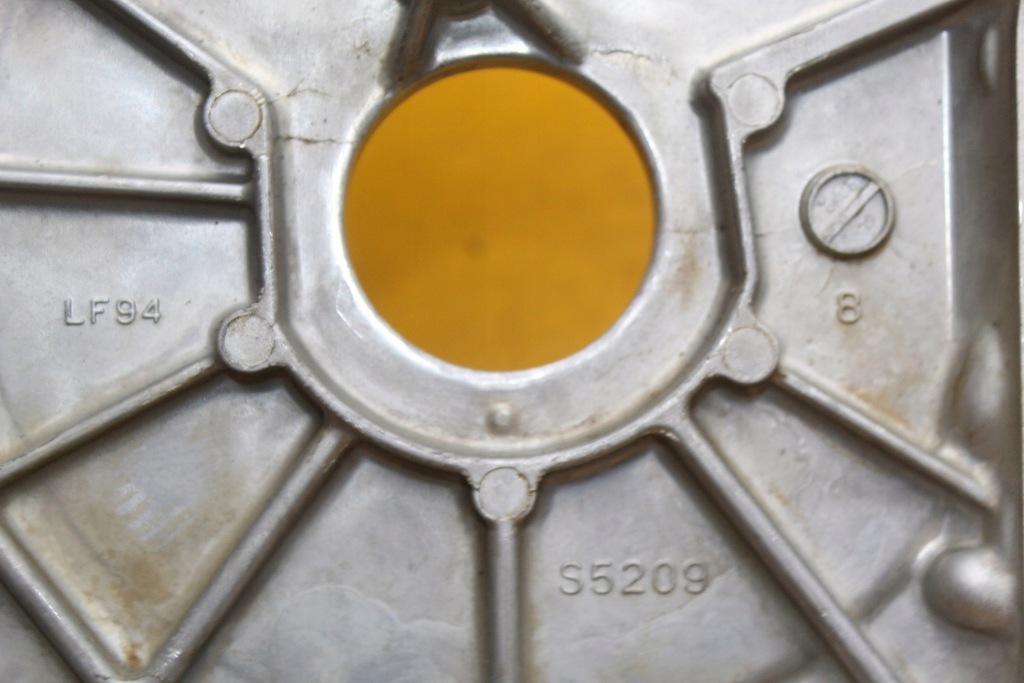 фото №11, Захист корпус кришка розподільного валу mazda 6 ii gh 1.8 16 v l8 11 s5209 lf94