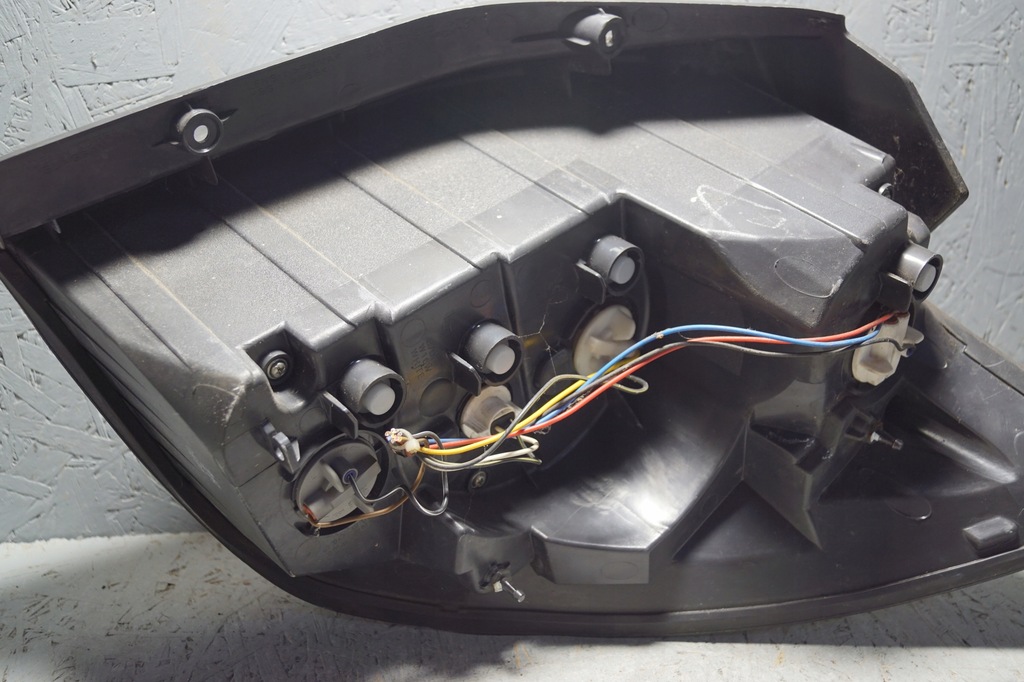 фото №11, Лампа левый задняя chevrolet captiva lift