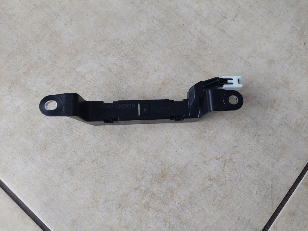 фото №4, Антенна - блок управления - модуль - smart key - toyota auris ii avensis iii prius