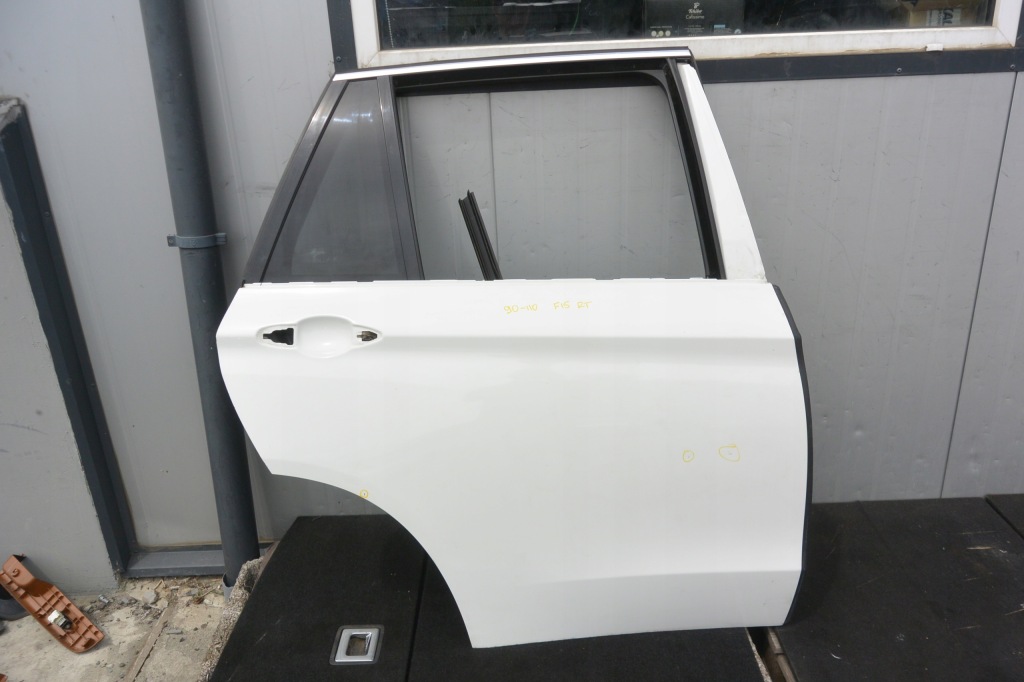 Купить Дверь правое задний  задние цвет a300 300 300u bmw x5 f15