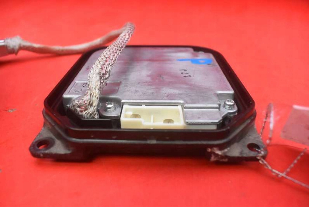 фото №8, Перетворювач ксенон ксенон права 39000-78258 toyota avensis t27 09-11