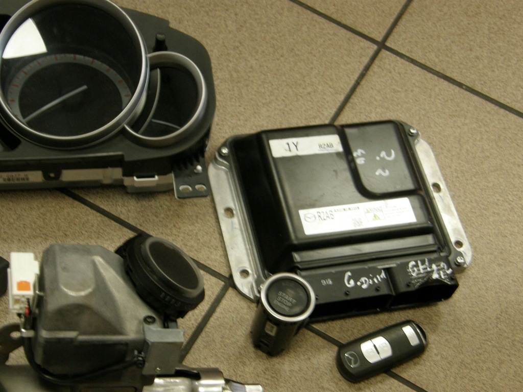 фото №6, Бортовий комп'ютер лічильник замок запалювання mazda 6 gh 2,2 дизель