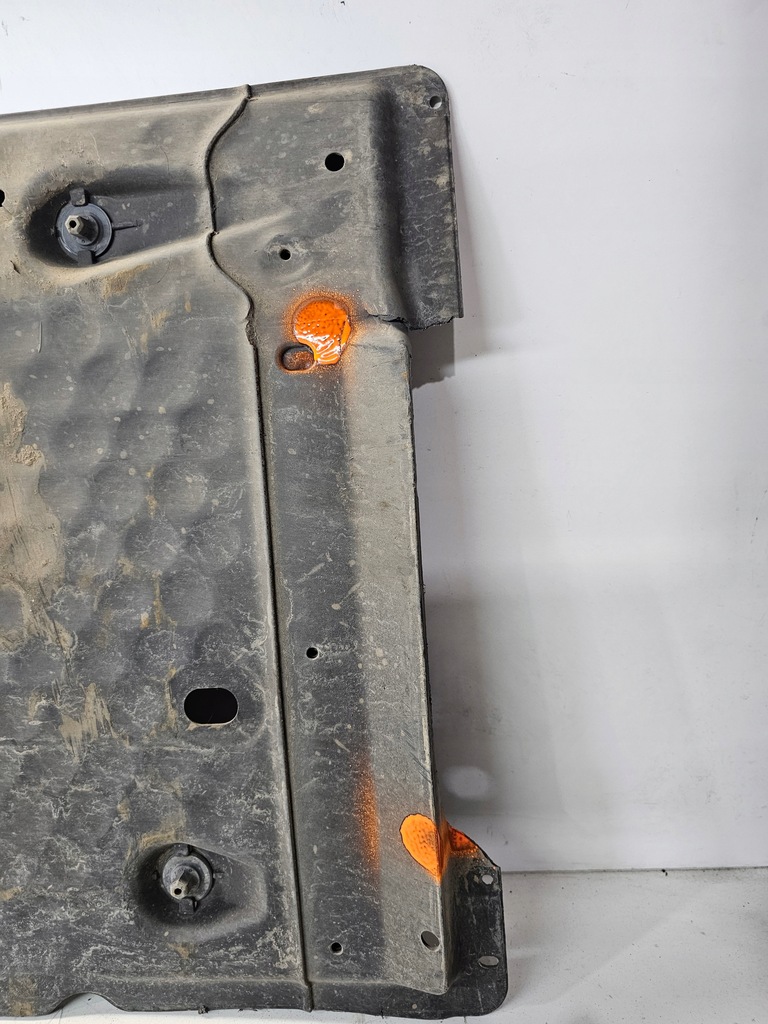 фото №7, Захист підвіска ліва audi a3 8p 1k0825211e