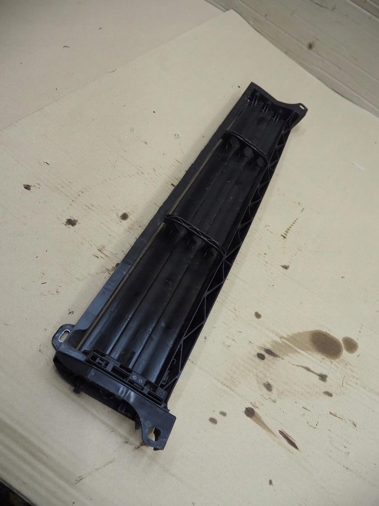 фото №11, Audi etron e-tron впуск повітря жалюзі 4ke121223