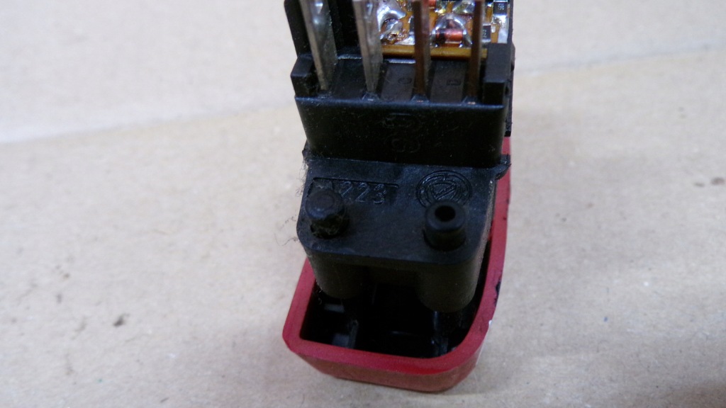 Alfa romeo 156 переключатель аварийный Оригинал