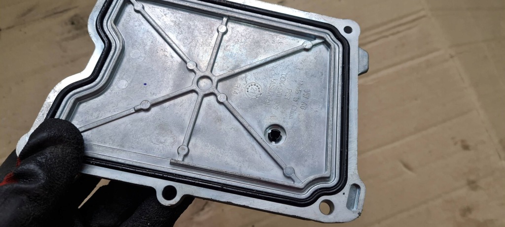 A6 c8 4k капот крышка коробки передач s-tronic 2.0 tfsi 0dk901109a a7 4k в Украине