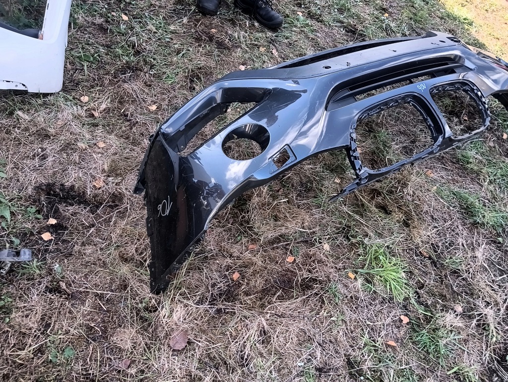 Bmw x3 f25 x4 f26 рестайлінг  lci бампер перед передній 7338543 7355040 Доставка