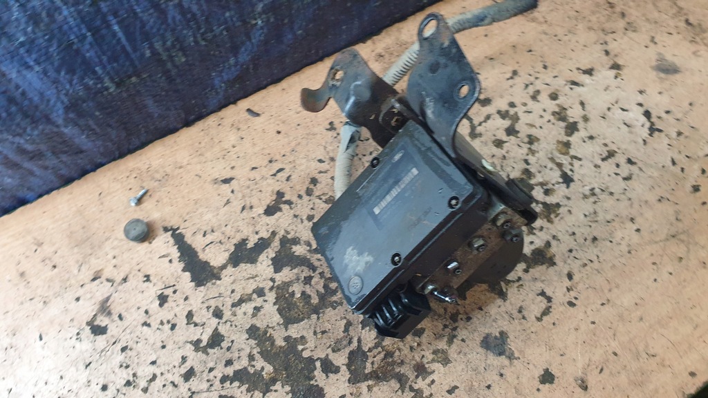 фото №1, Mazda tribute i 2.3 16v насос abs блок керування